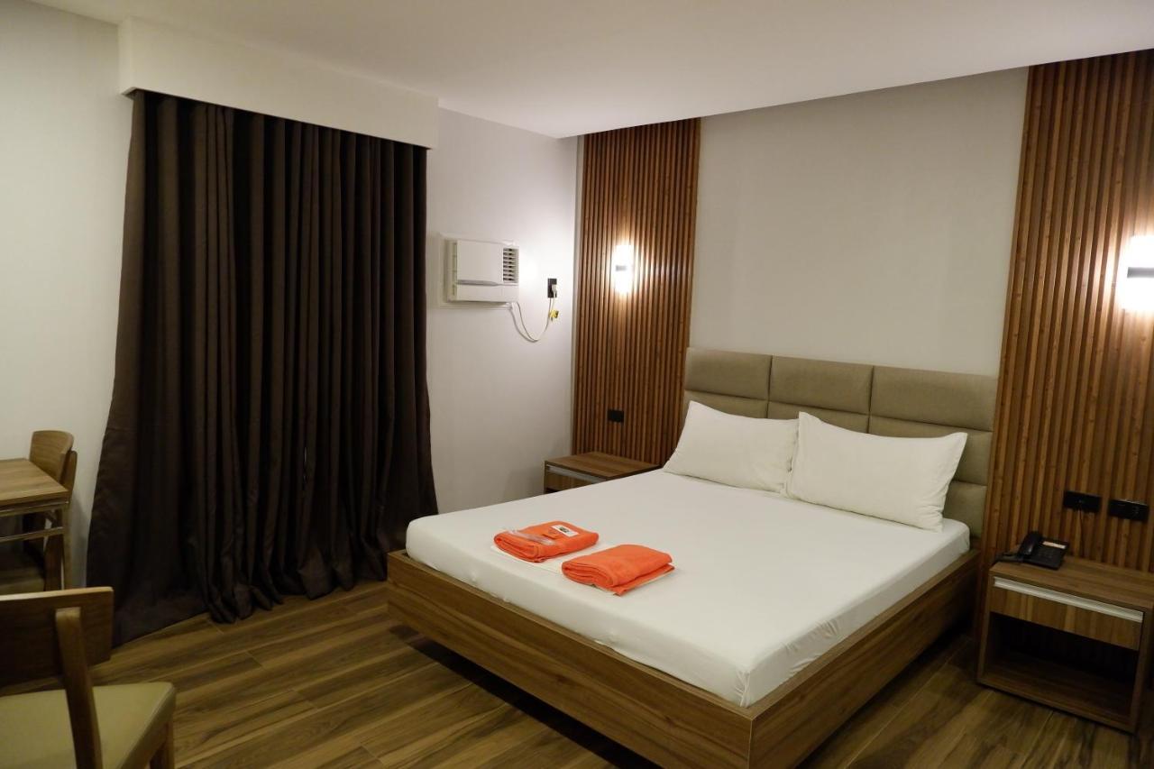 El Vistra Traveller'S Inn Calumpit Esterno foto