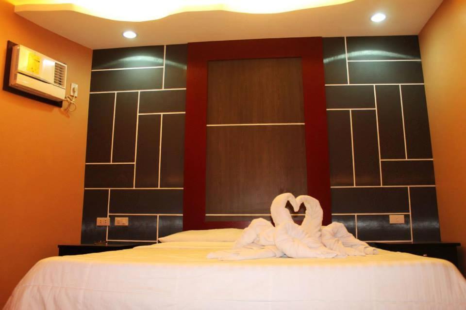 El Vistra Traveller'S Inn Calumpit Esterno foto